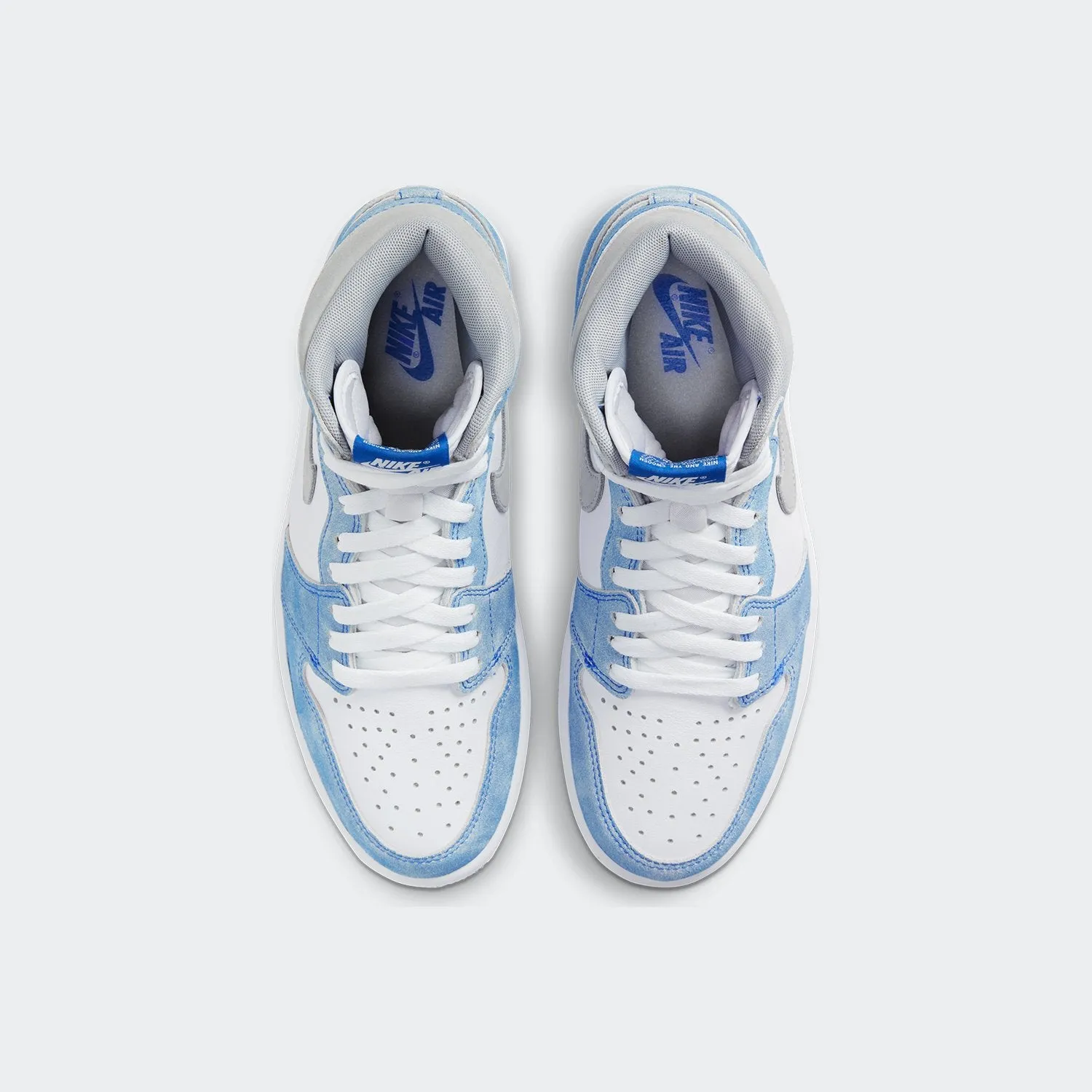Air Jordan 1 Retro High OG Hyper Royal