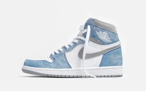 Air Jordan 1 Retro High OG Hyper Royal