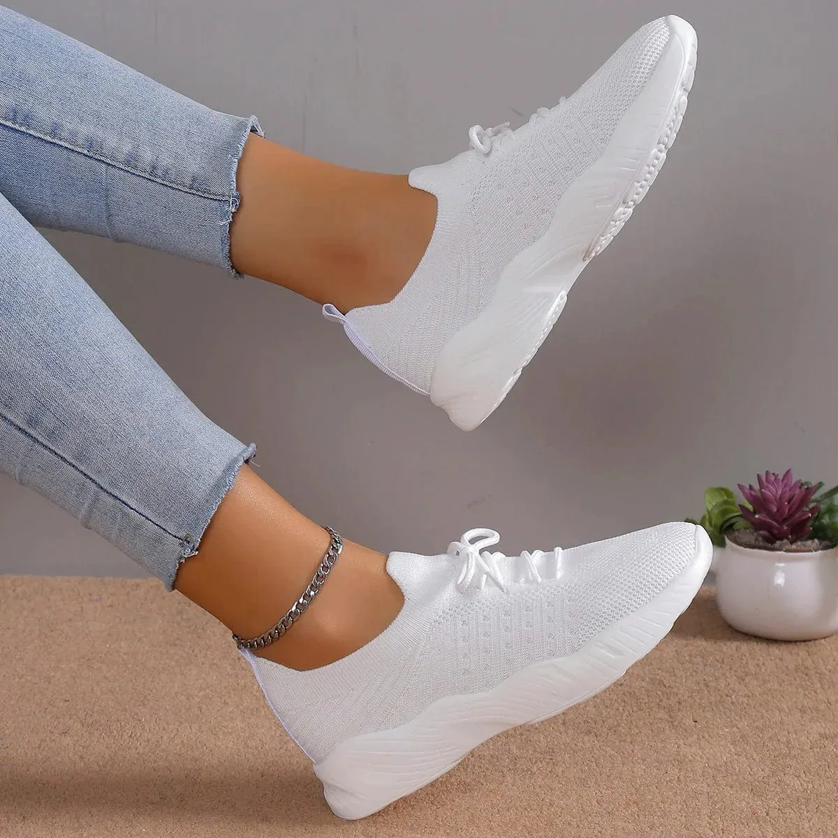 Mila – Breathable Slip-on Sneakers