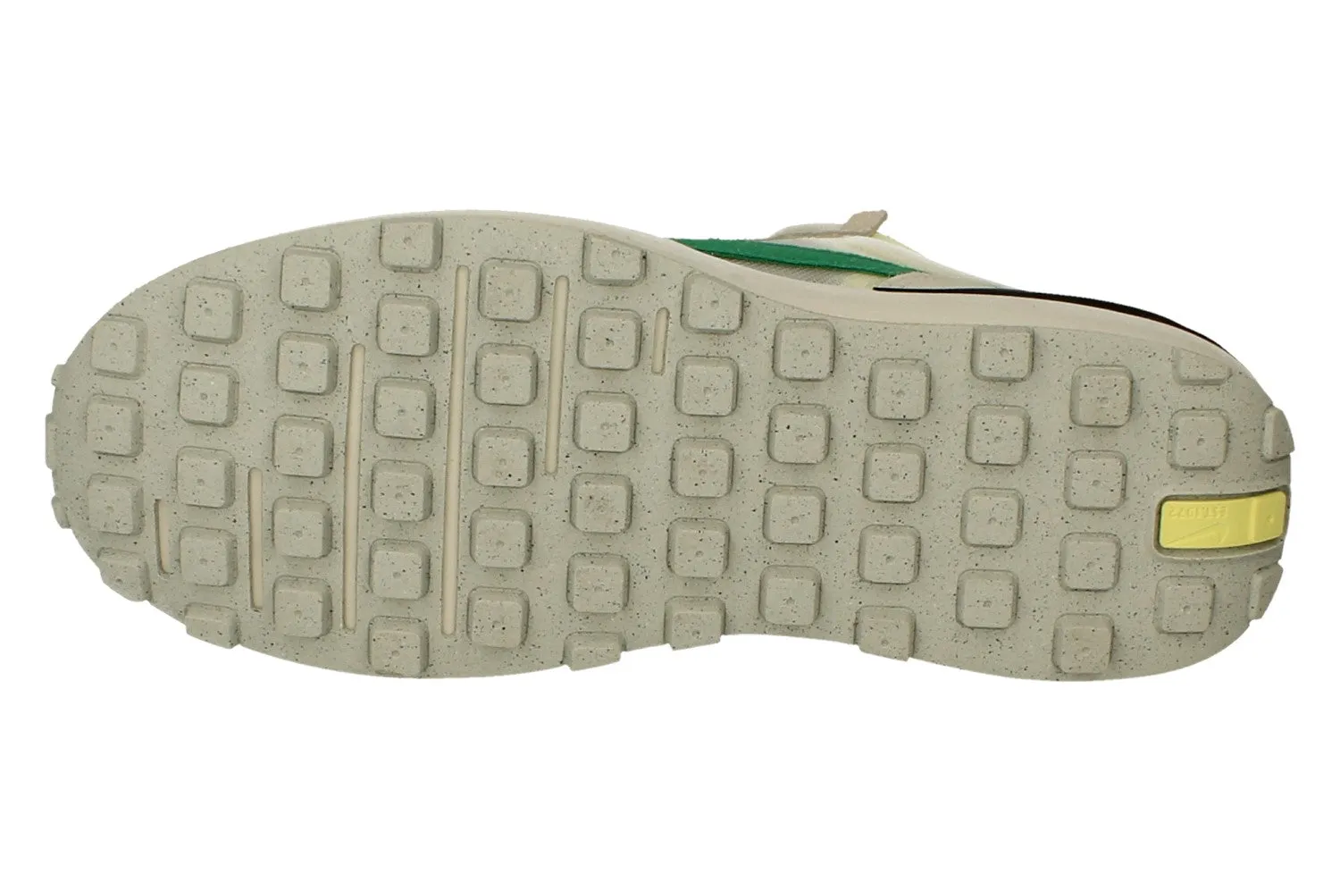 Nike Waffle One Tpa Mens Trainers Dr8598 100
