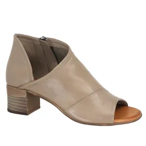 Shoe Max Spring/Summer 2024-S24-Gia 01 Everly Leather Shoes-Taupe