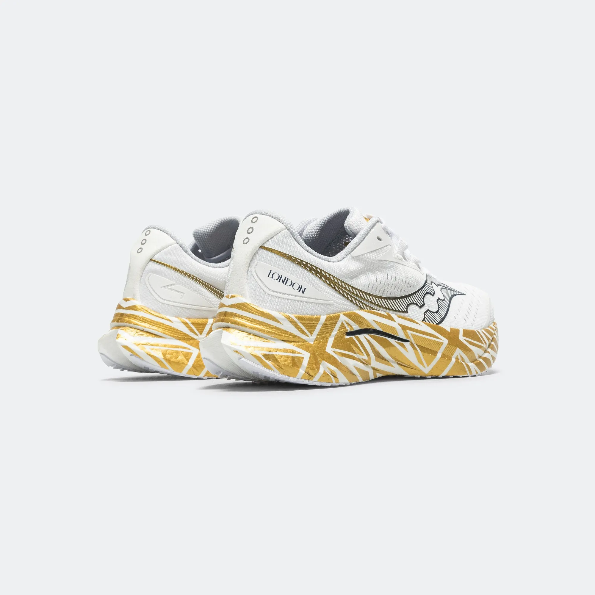 Womens Endorphin Speed 4 - White/Gold